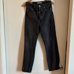 Levi's Ribcage Straight Ankle Jeans in Black Denim